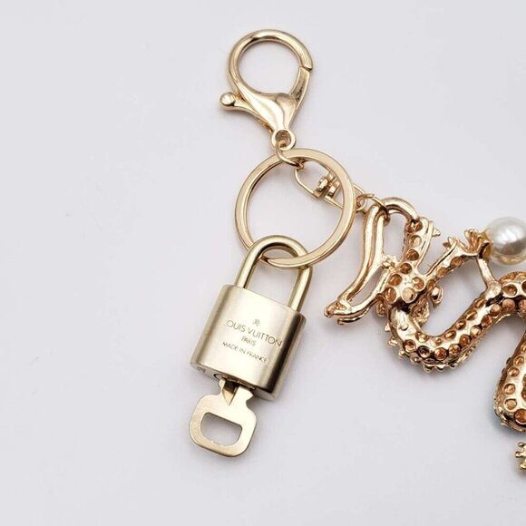 100% Auth Louis Vuitton Lock & Key with unbranded Bagcharm, Keycharm, Keychain - Picture 6 of 7